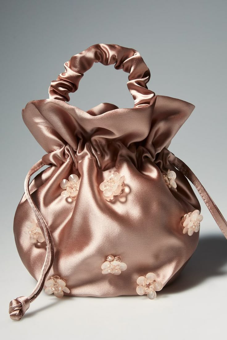Beaded blossom pouch — champagne